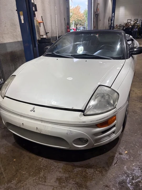 2003 Mitsubishi Eclipse 3rd Gen - Image 2 of 9