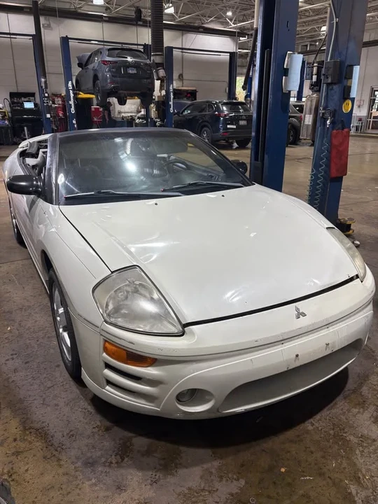 2003 Mitsubishi Eclipse 3rd Gen - Image 3 of 9