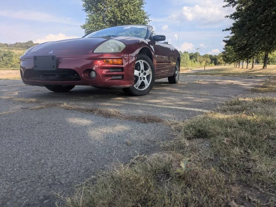 2003 Mitsubishi Eclipse 3rd Gen - Image 2 of 5