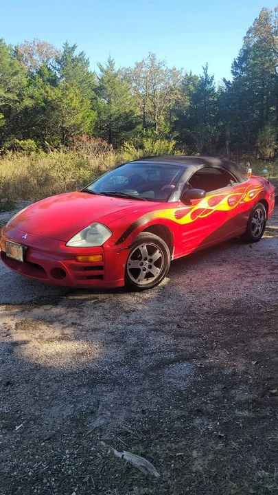 2003 Mitsubishi Eclipse 3rd Gen - Image 2 of 2