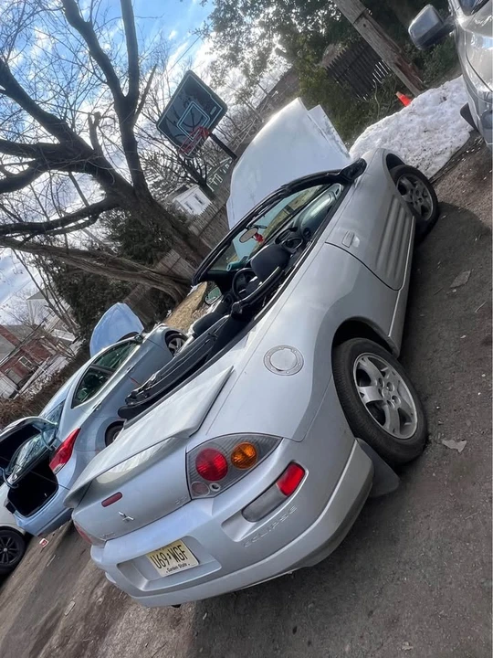2003 Mitsubishi Eclipse 3rd Gen - Image 2 of 8