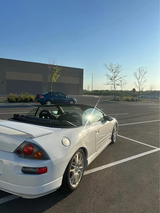 2003 Mitsubishi Eclipse 3rd Gen - Image 5 of 10