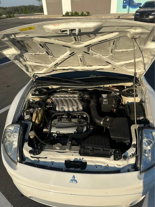2003 Mitsubishi Eclipse 3rd Gen - Image 9 of 10