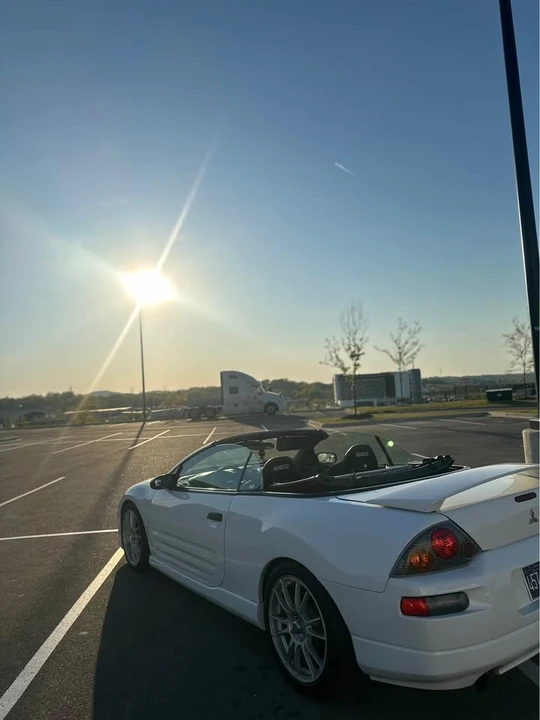 2003 Mitsubishi Eclipse 3rd Gen - Image 4 of 10