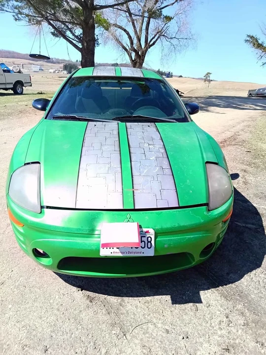 2003 Mitsubishi Eclipse 3rd Gen - Image 3 of 5
