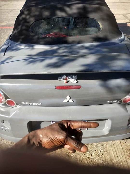 2003 Mitsubishi Eclipse 3rd Gen - Image 2 of 11