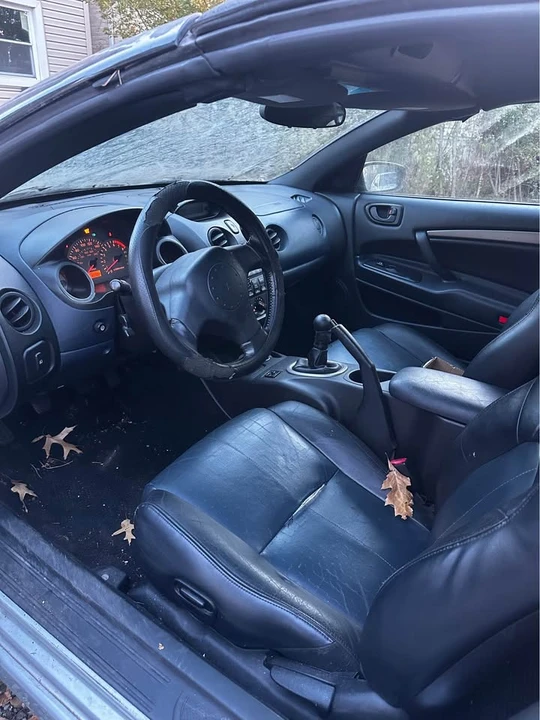 2003 Mitsubishi Eclipse 3rd Gen - Image 6 of 8