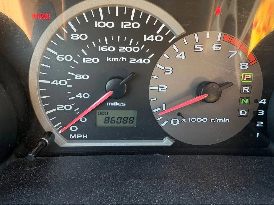 2003 Mitsubishi Eclipse 3rd Gen - Image 10 of 13
