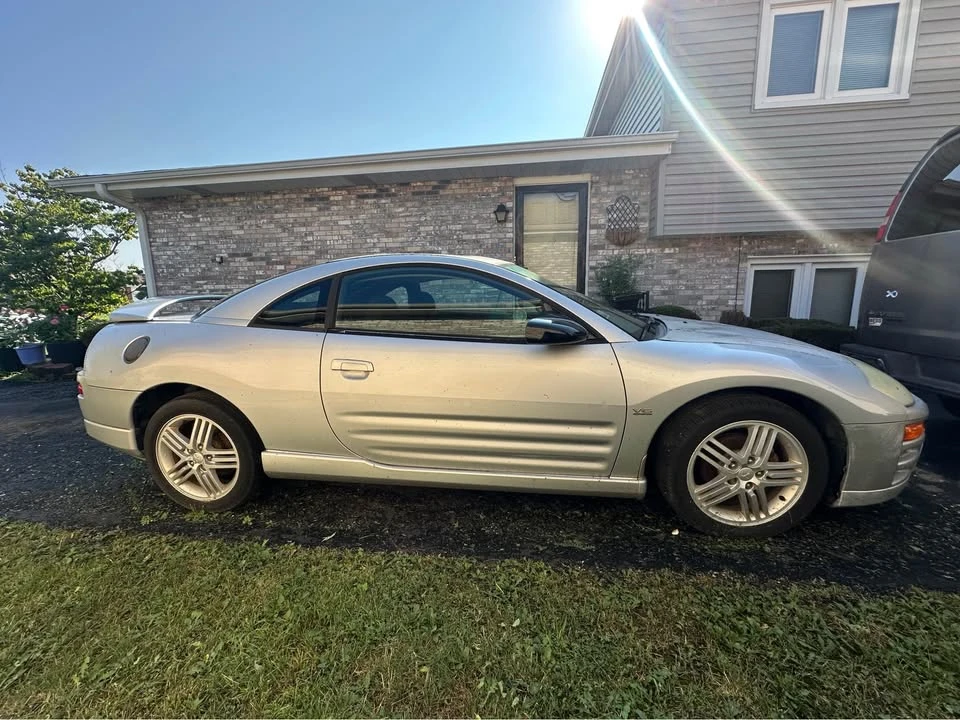 2003 Mitsubishi Eclipse 3rd Gen - Image 3 of 5