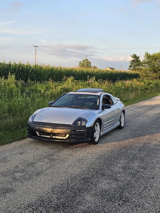2003 Mitsubishi Eclipse 3rd Gen - Image 4 of 6