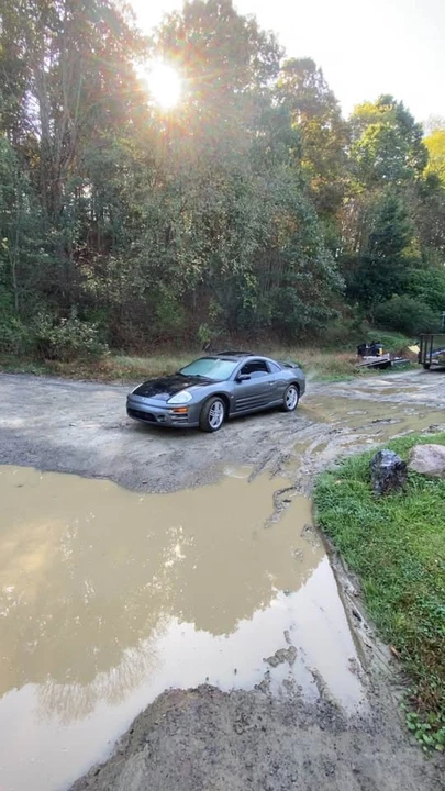 2003 Mitsubishi Eclipse 3rd Gen - Image 3 of 4