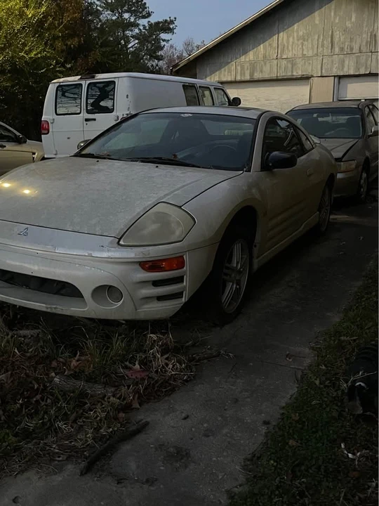2003 Mitsubishi Eclipse 3rd Gen - Image 2 of 4