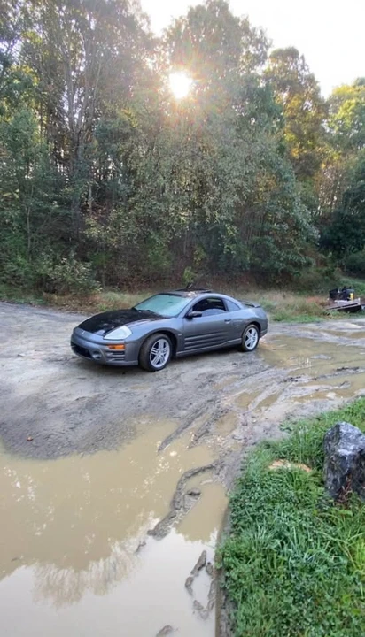 2003 Mitsubishi Eclipse 3rd Gen - Image 4 of 4