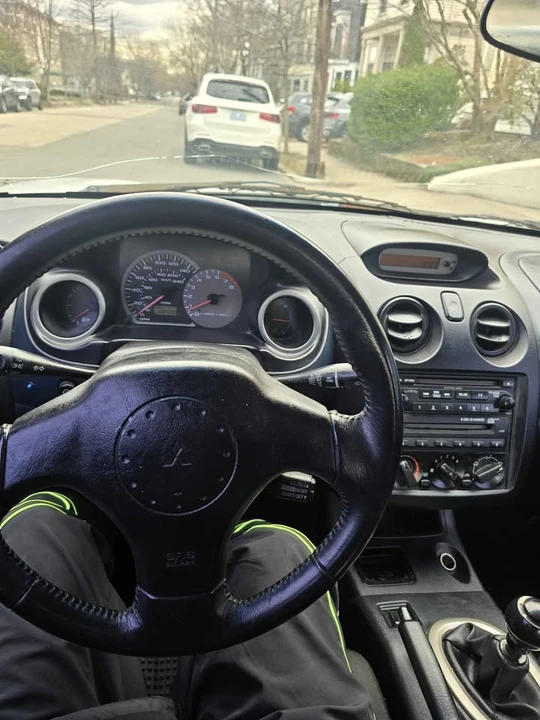 2003 Mitsubishi Eclipse 3rd Gen - Image 9 of 18