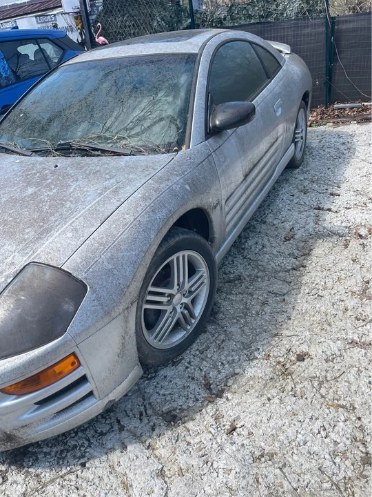 2003 Mitsubishi Eclipse 3rd Gen - Image 2 of 3