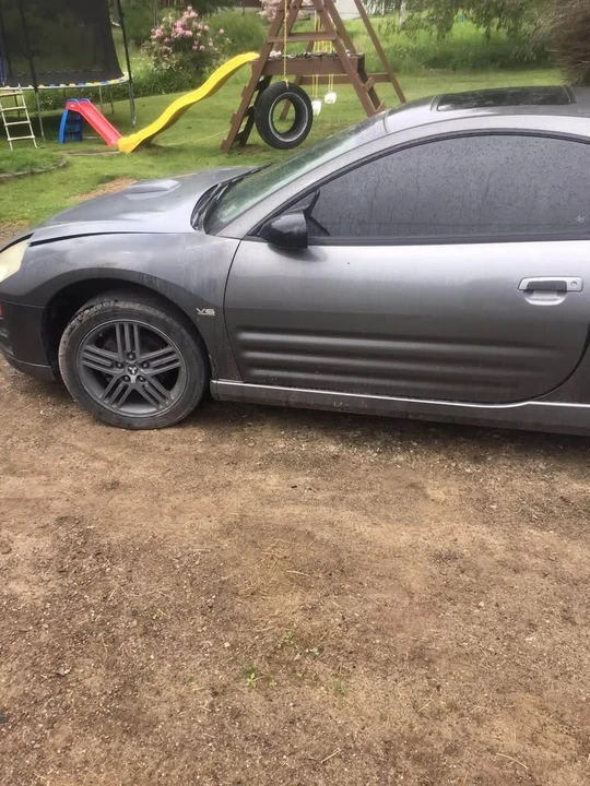 2003 Mitsubishi Eclipse 3rd Gen - Image 2 of 5