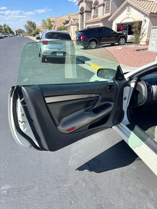 2003 Mitsubishi Eclipse 3rd Gen - Image 15 of 17