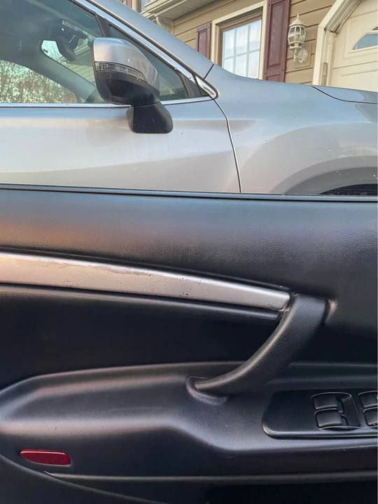 2003 Mitsubishi Eclipse 3rd Gen - Image 8 of 15