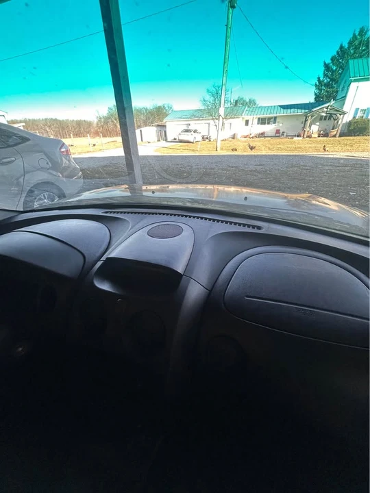 2003 Mitsubishi Eclipse 3rd Gen - Image 10 of 11
