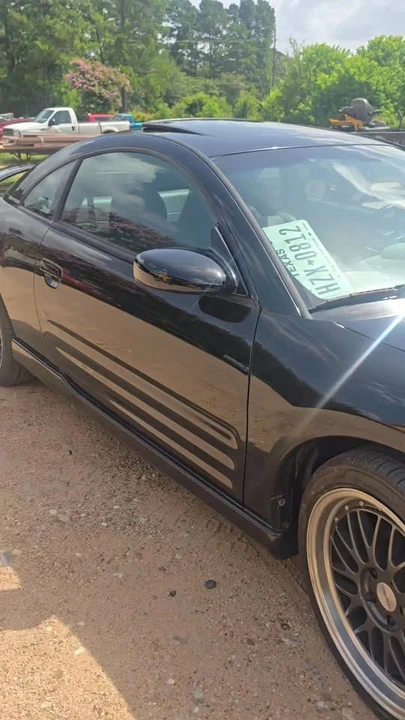 2003 Mitsubishi Eclipse 3rd Gen - Image 2 of 2