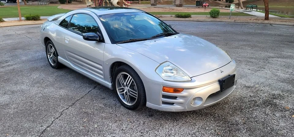 2003 Mitsubishi Eclipse 3rd Gen - Image 4 of 11