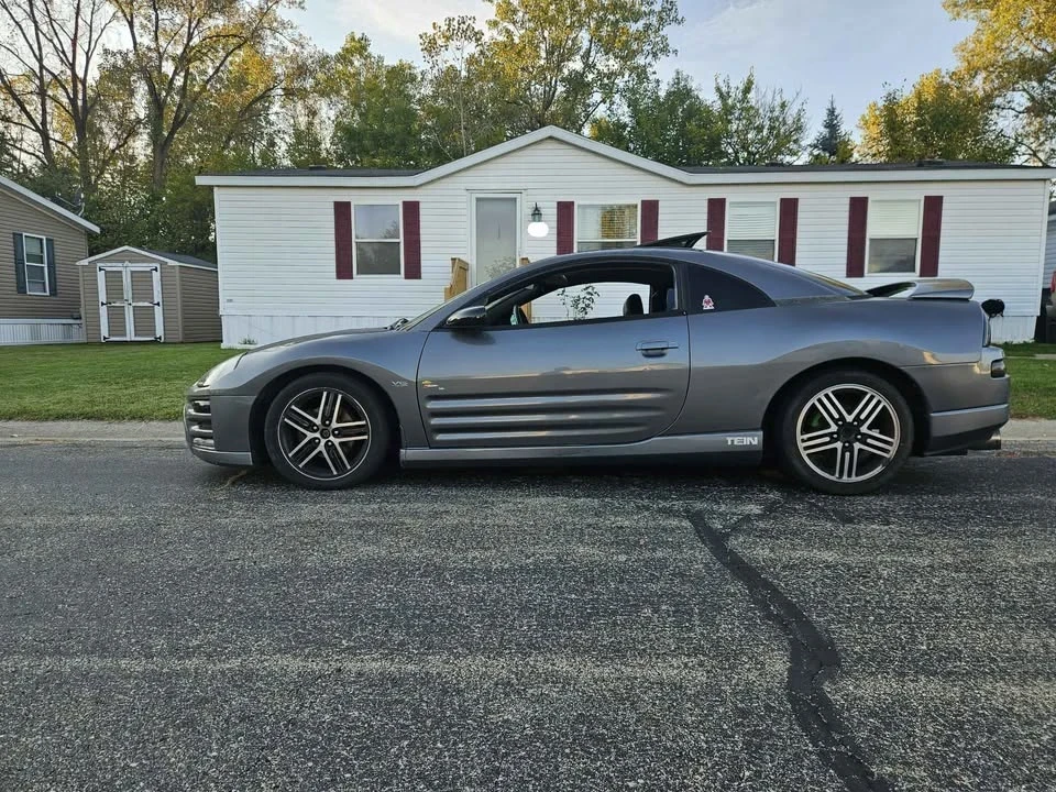 2003 Mitsubishi Eclipse 3rd Gen - Image 8 of 13