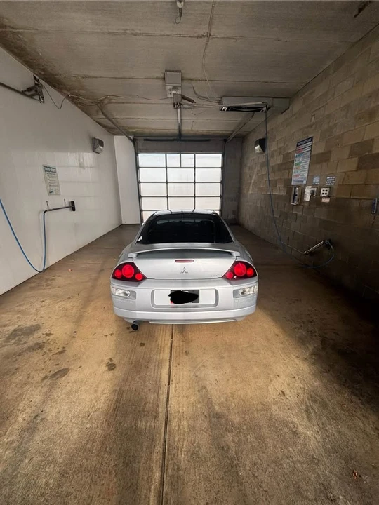 2003 Mitsubishi Eclipse 3rd Gen - Image 6 of 10