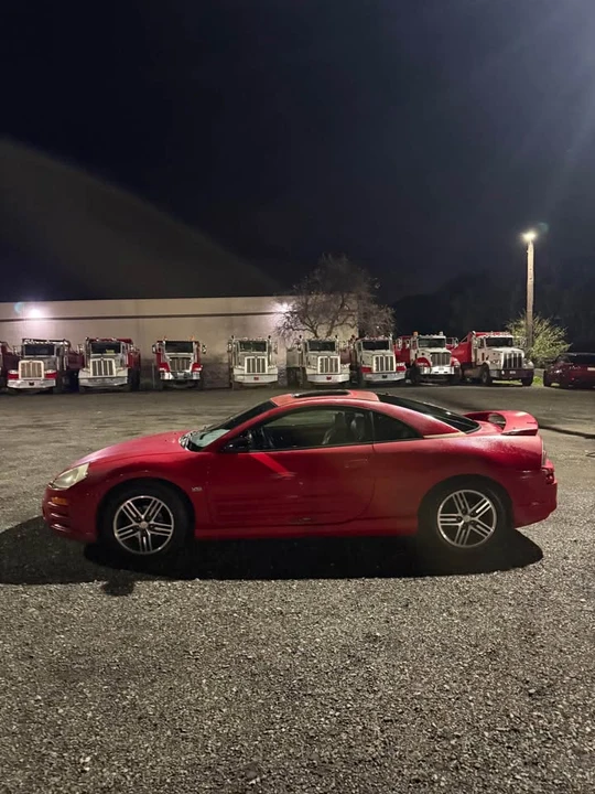2003 Mitsubishi Eclipse 3rd Gen - Image 9 of 14