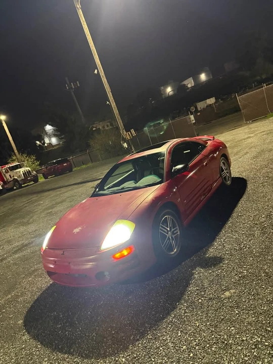 2003 Mitsubishi Eclipse 3rd Gen - Image 11 of 14