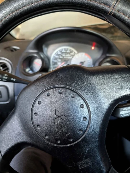 2003 Mitsubishi Eclipse 3rd Gen - Image 4 of 10