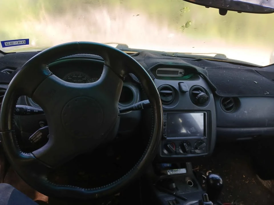 2003 Mitsubishi Eclipse 3rd Gen - Image 5 of 8