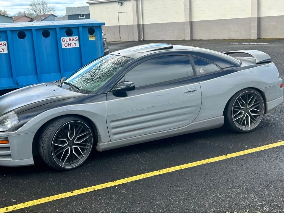 2003 Mitsubishi Eclipse 3rd Gen - Image 2 of 4