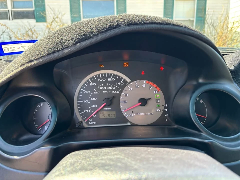 2003 Mitsubishi Eclipse 3rd Gen - Image 7 of 11