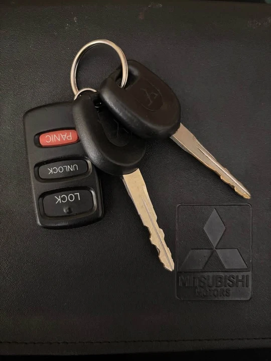 2003 Mitsubishi Eclipse 3rd Gen - Image 11 of 11