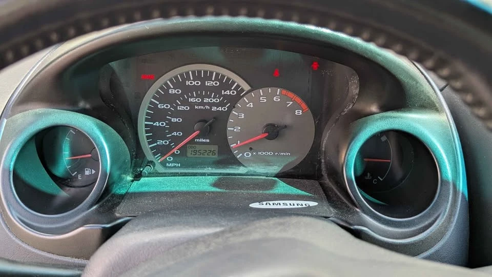 2003 Mitsubishi Eclipse 3rd Gen - Image 8 of 19