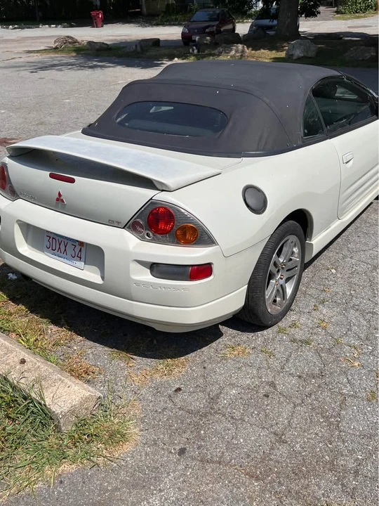 2003 Mitsubishi Eclipse 3rd Gen - Image 4 of 10