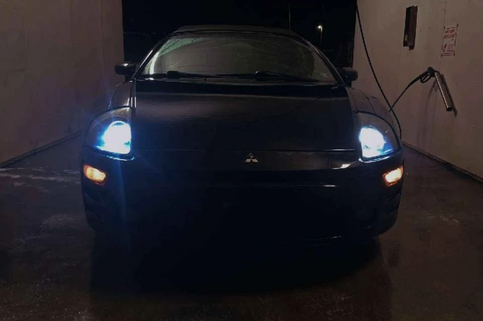 2003 Mitsubishi Eclipse 3rd Gen - Image 2 of 6