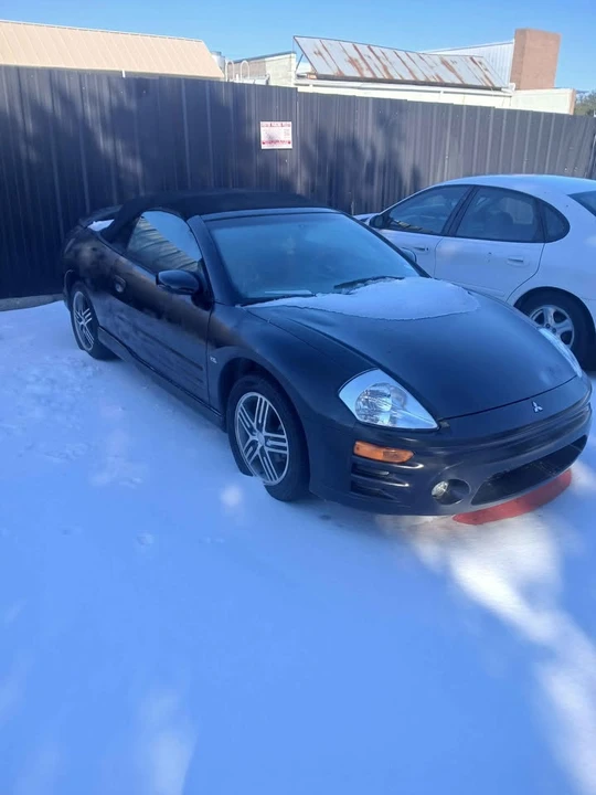2003 Mitsubishi Eclipse 3rd Gen - Image 2 of 3