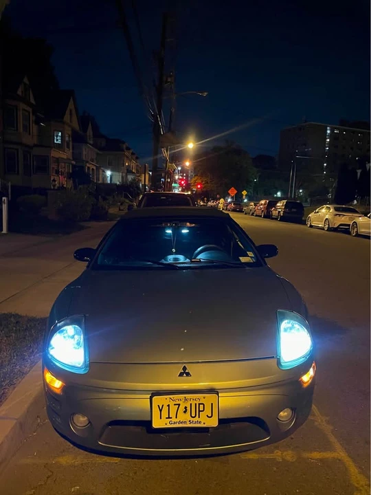 2003 Mitsubishi Eclipse 3rd Gen - Image 2 of 5