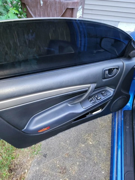 2003 Mitsubishi Eclipse 3rd Gen - Image 11 of 14