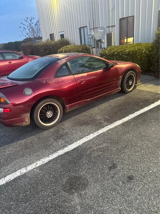 2003 Mitsubishi Eclipse 3rd Gen - Image 9 of 10