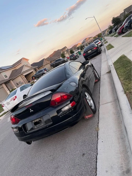 2003 Mitsubishi Eclipse 3rd Gen - Image 2 of 4