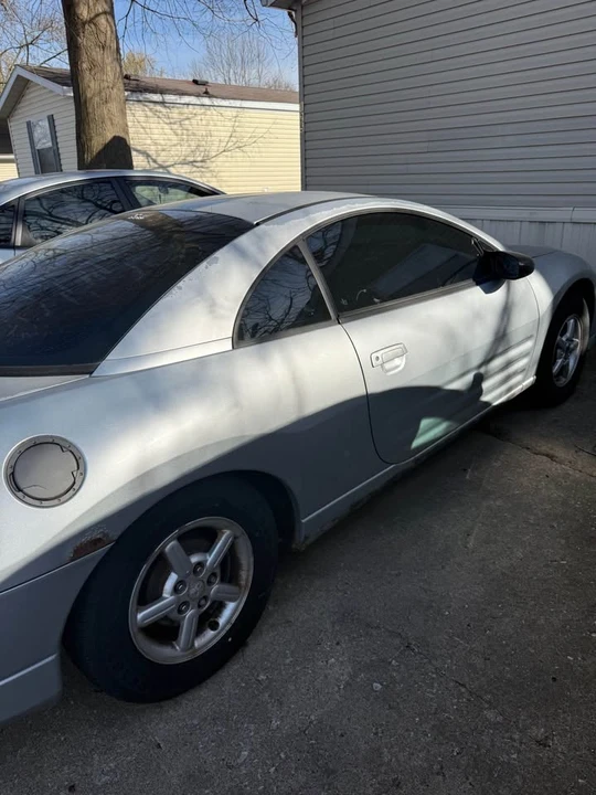 2003 Mitsubishi Eclipse 3rd Gen - Image 2 of 3