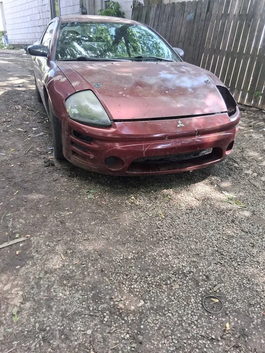 2003 Mitsubishi Eclipse 3rd Gen - Image 2 of 10
