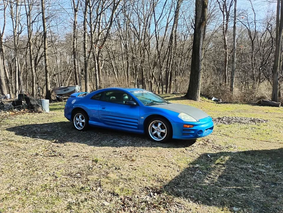 2003 Mitsubishi Eclipse 3rd Gen - Image 2 of 4