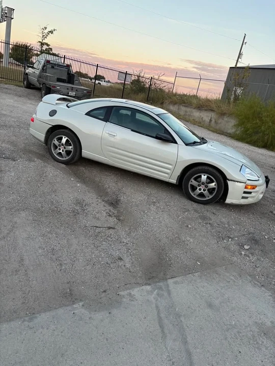 2003 Mitsubishi Eclipse 3rd Gen - Image 3 of 5