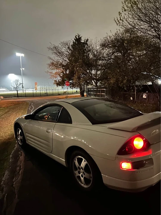 2003 Mitsubishi Eclipse 3rd Gen - Image 6 of 7