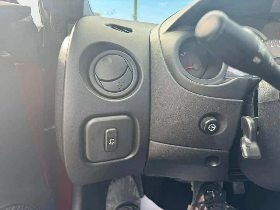 2003 Mitsubishi Eclipse 3rd Gen - Image 12 of 19