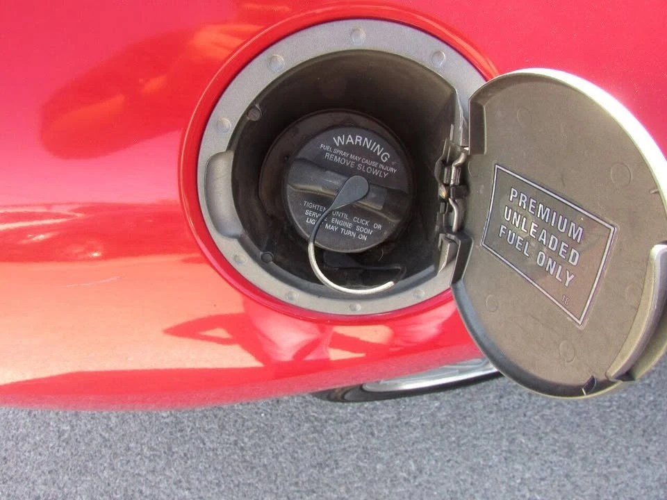 2003 Mitsubishi Eclipse 3rd Gen - Image 15 of 20
