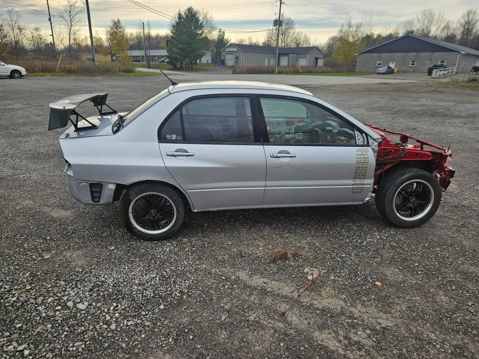 2003 Mitsubishi Lancer - Image 2 of 14